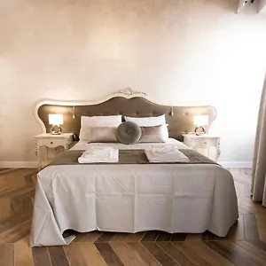 Gasthuis Palazzo Fracassini, Rome
